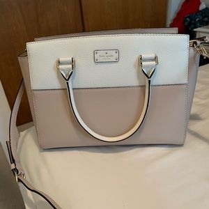 Kate Spade cross body or shoulder bag